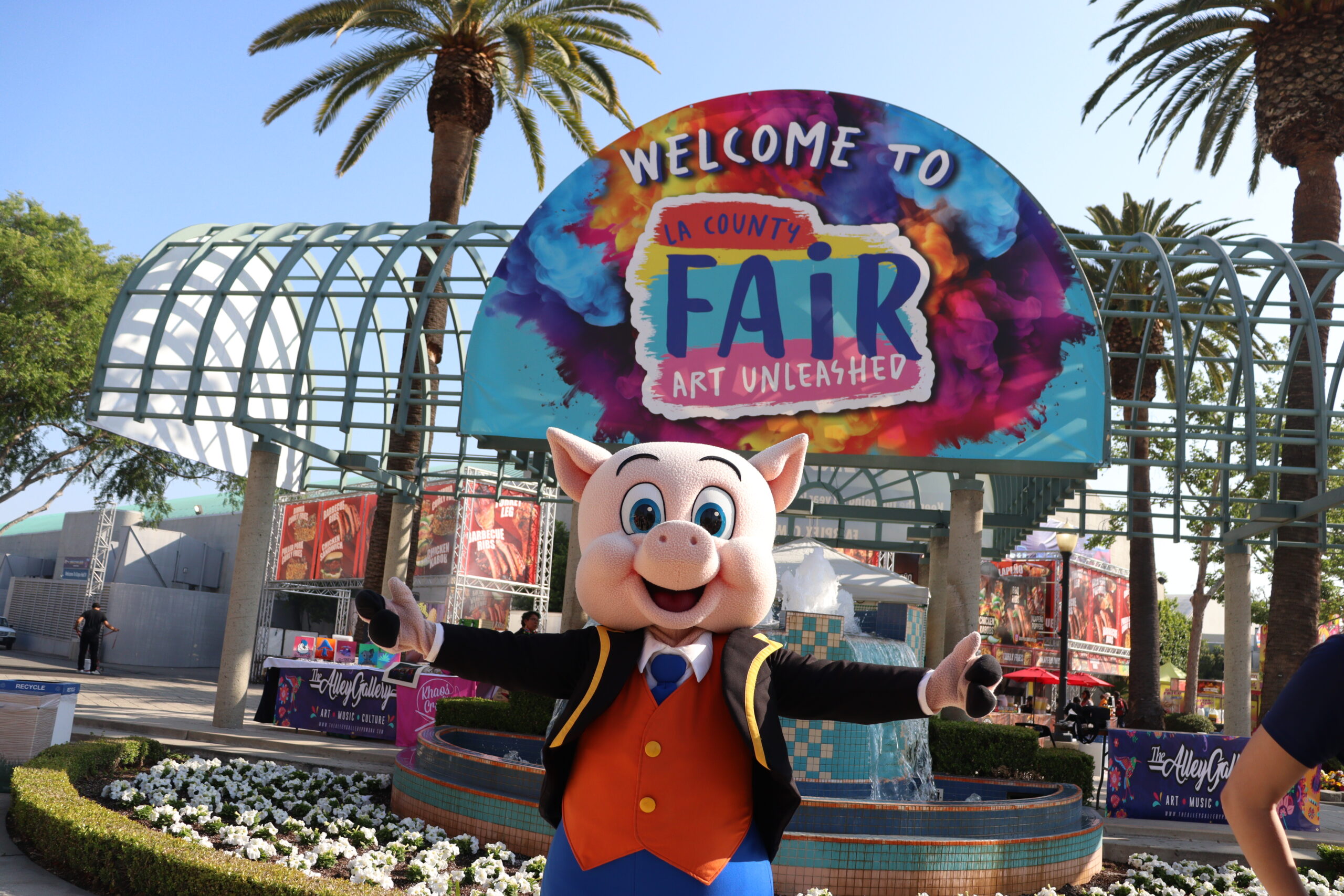 Opening Weekend at the 2025 LA County Fair: “Art Unleashed” Begins!